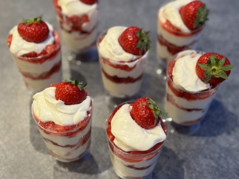 Cliquez pour zoomer ! Délices fraises et chocolat blanc Thermomix par Sandrine