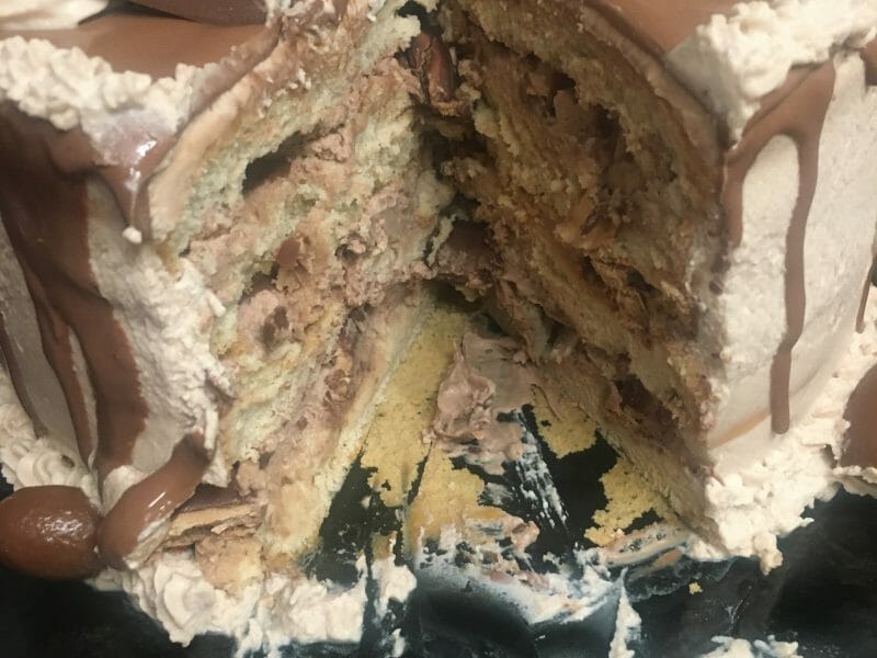 Cliquez pour zoomer ! Layer cake Kinder Bueno Thermomix par Sandrine