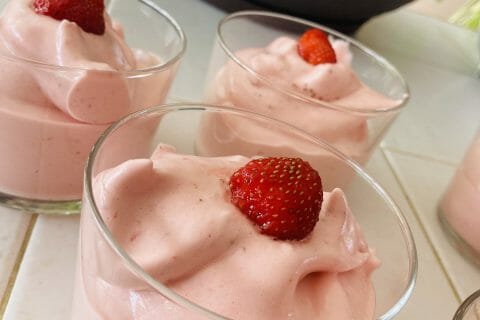 Cliquez pour zoomer ! Mousse de fraises Thermomix par Sophie