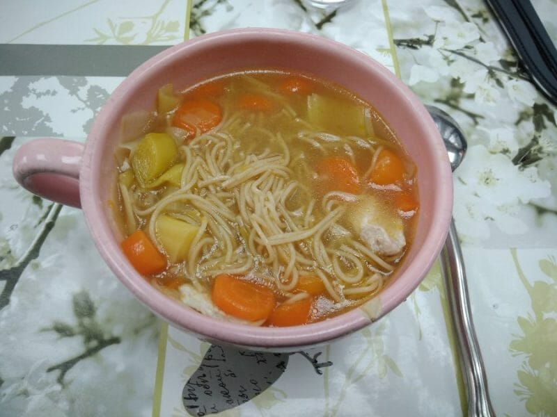 Cliquez pour zoomer ! Bouillon Chinois, poulet et poireaux Thermomix par mybetty