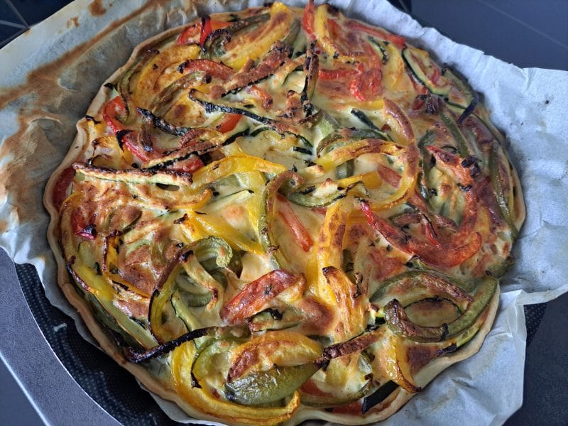 Cliquez pour zoomer ! Quiche poivrons et courgettes Thermomix par mybetty