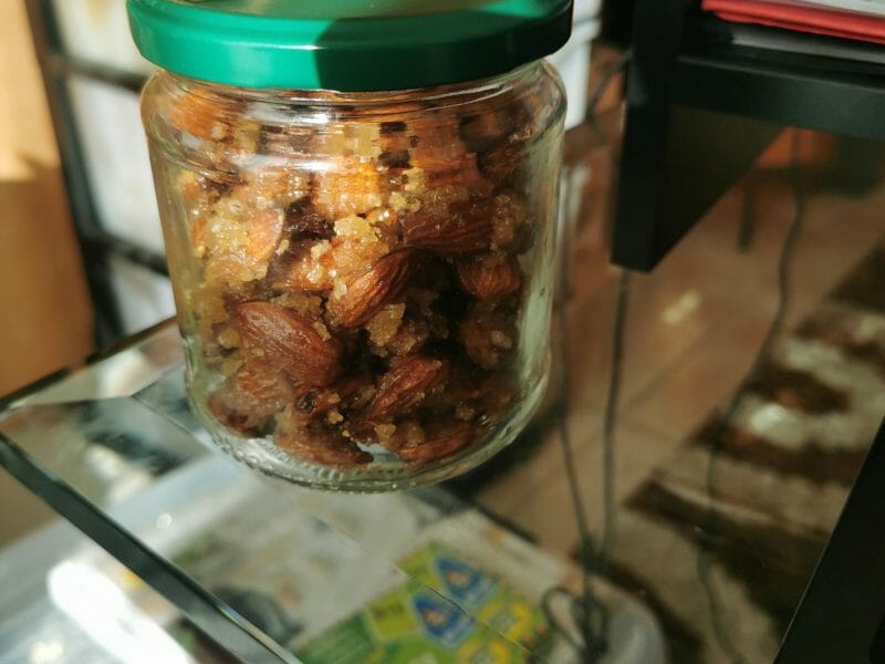 Cliquez pour zoomer ! Amandes grillées à la cannelle et au miel Thermomix par Safiyo