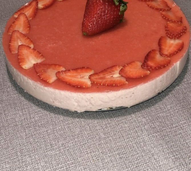 Cliquez pour zoomer ! Bavarois aux fraises Thermomix par SherineH