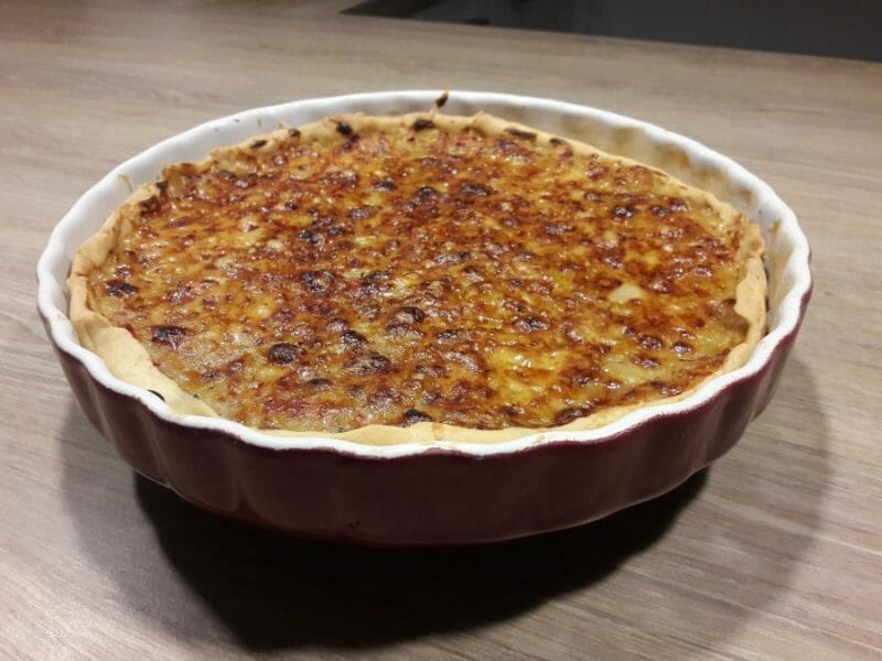 Tarte aux oignons, lardons et moutarde douce au Thermomix Cookomix