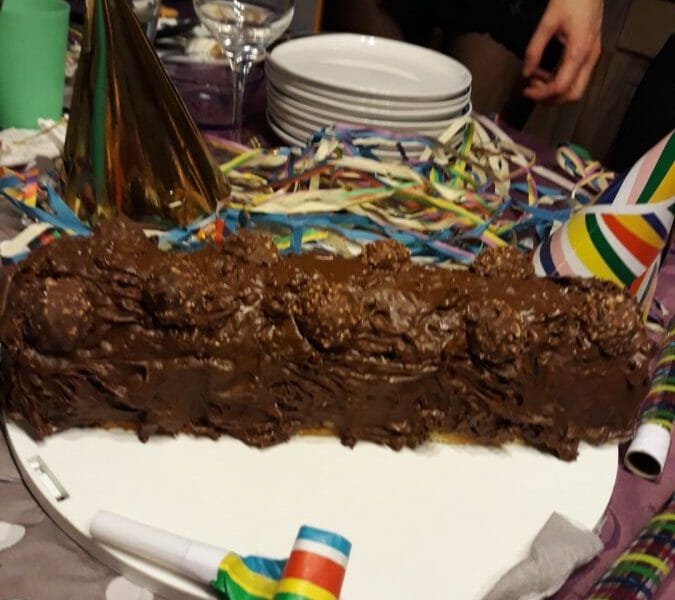 Cliquez pour zoomer ! Bûche Ferrero Rocher Thermomix par Debor@