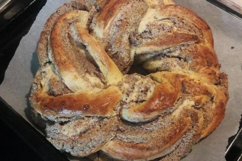 Cliquez pour zoomer ! Brioche tressée aux noisettes Thermomix par Caro