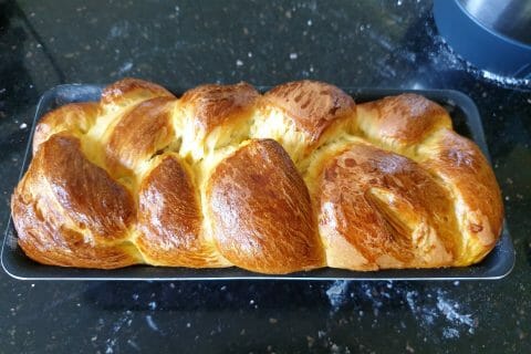 Cliquez pour zoomer ! Brioche tressée à la mie filante Thermomix par Cocolabricot