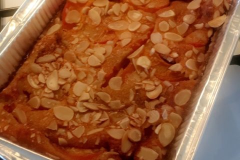 Cliquez pour zoomer ! Clafoutis aux abricots Thermomix par caro8375