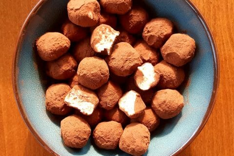 Cliquez pour zoomer ! Truffes au tiramisu au Thermomix