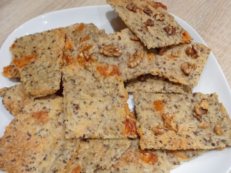 Cliquez pour zoomer ! Crackers salés à l’emmental et aux graines Thermomix par ChatLoup1318