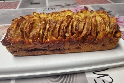 Cliquez pour zoomer ! Cake aux pommes à l’ancienne Thermomix par Bapthieme3