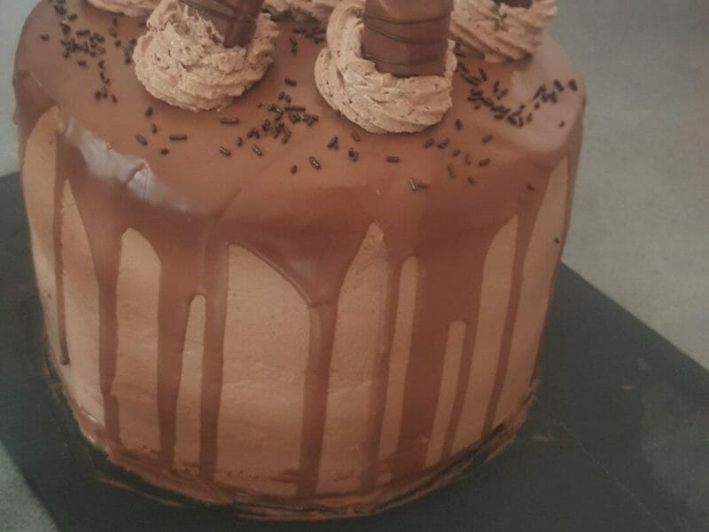 Cliquez pour zoomer ! Layer cake Kinder Bueno Thermomix par Severine57