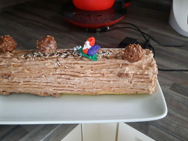 Cliquez pour zoomer ! Bûche Ferrero Rocher Thermomix par Fredelo