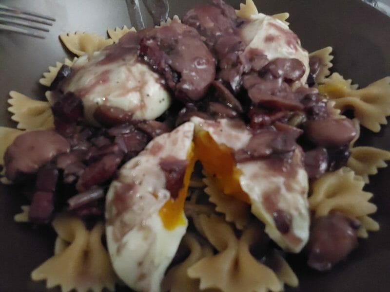 Cliquez pour zoomer ! Oeufs en meurette Thermomix par Sainsanclou