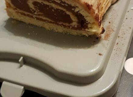 Cliquez pour zoomer ! Bûche de Noël framboises et chocolat blanc Thermomix par catloveuse67