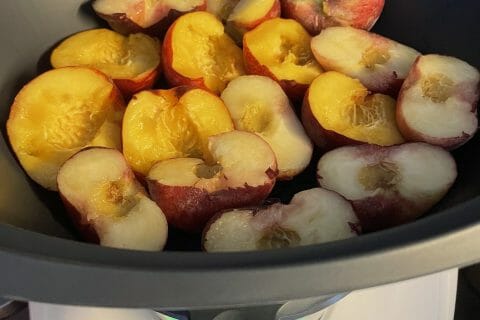 Cliquez pour zoomer ! Pêches au varoma Thermomix par lanolette