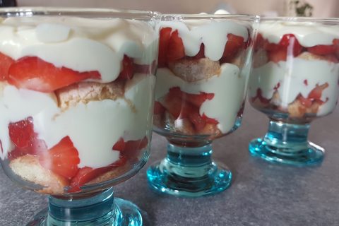 Cliquez pour zoomer ! Délices fraises et chocolat blanc Thermomix par Terebenthine_13