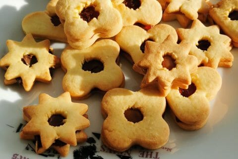 Cliquez pour zoomer ! Sablés à la confiture Thermomix par Luce07