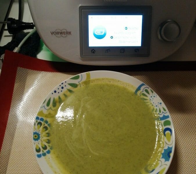 Cliquez pour zoomer ! Velouté de courgettes Thermomix par sonia57