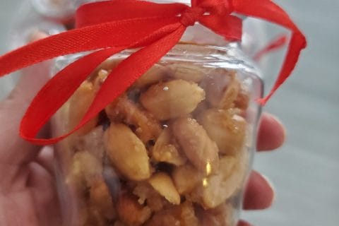 Cliquez pour zoomer ! Amandes grillées à la cannelle et au miel Thermomix par Limonade
