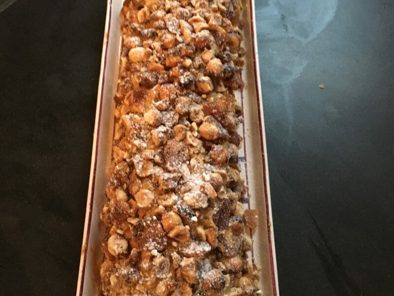 Cliquez pour zoomer ! Bûche pralinée aux éclats de noisettes caramélisés Thermomix par Vivi_1