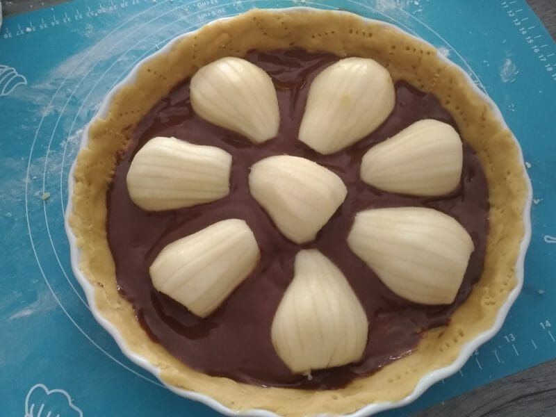 Cliquez pour zoomer ! Tarte aux poires sur lit de chocolat Thermomix par Fangtasia