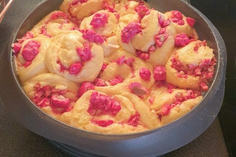 Cliquez pour zoomer ! Brioche aux pralines roses Thermomix par Laura Nina
