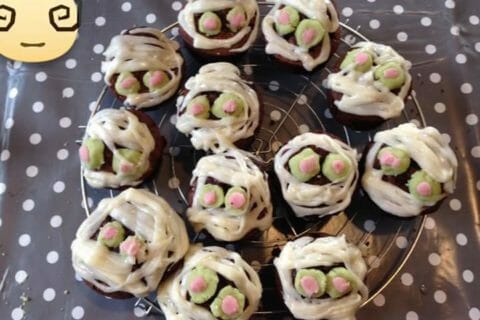 Cliquez pour zoomer ! Cupcakes momie au Thermomix