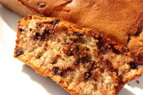 Cliquez pour zoomer ! Cake banane et pépites de chocolat Thermomix par Zenouchou