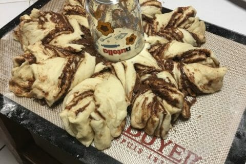 Cliquez pour zoomer ! Brioche étoilée au Nutella au Thermomix