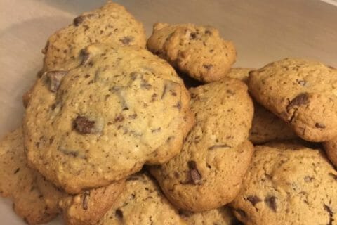 Cliquez pour zoomer ! Cookies aux éclats de pralines roses et pépites de chocolat Thermomix par NicoleZ