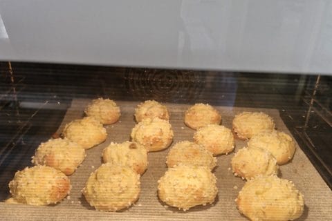 Cliquez pour zoomer ! Chouquettes Thermomix par Colette364