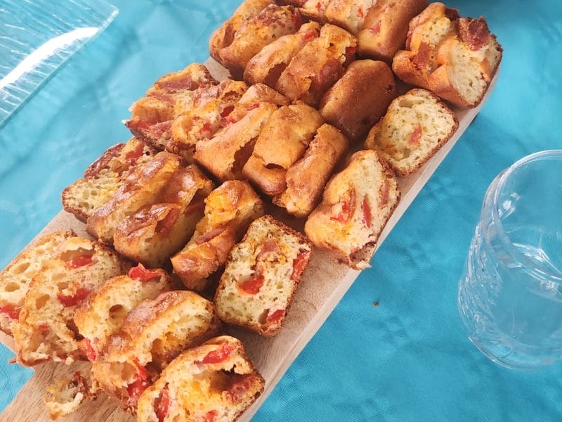 Cliquez pour zoomer ! Cake chorizo, poivrons et feta Thermomix par steff90