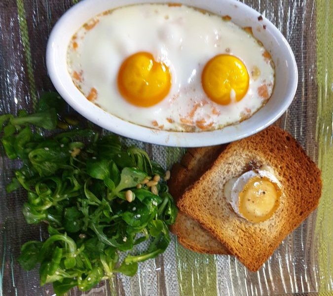 Cliquez pour zoomer ! Oeufs cocotte poireaux et saumon fumé Thermomix par Jejespa