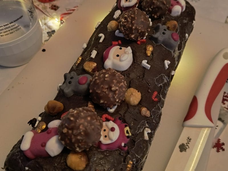 Cliquez pour zoomer ! Bûche Ferrero Rocher Thermomix par SevSevy