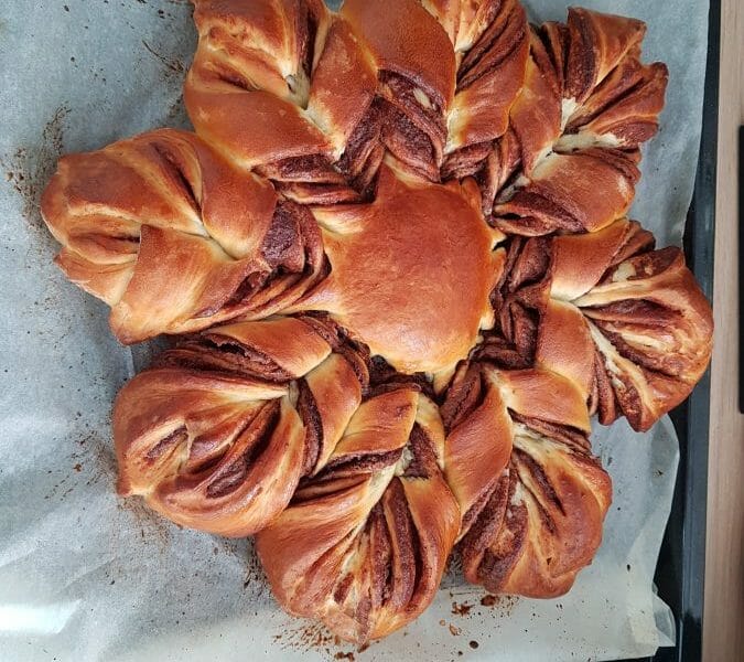Cliquez pour zoomer ! Brioche étoilée au Nutella Thermomix par boubouille.ganse