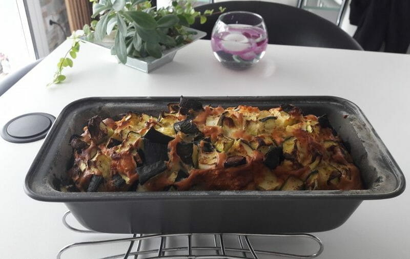 Cliquez pour zoomer ! Cake courgettes et cheddar Thermomix par Lea_