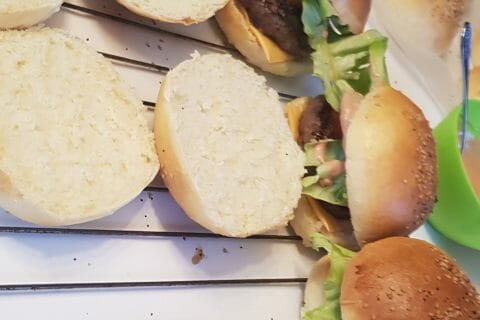 Cliquez pour zoomer ! Pains hamburger Thermomix par Cindycedric