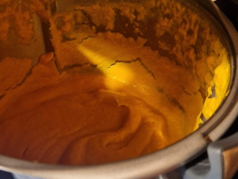 Cliquez pour zoomer ! Velouté de carottes et poivrons rouges Thermomix par Jojo78