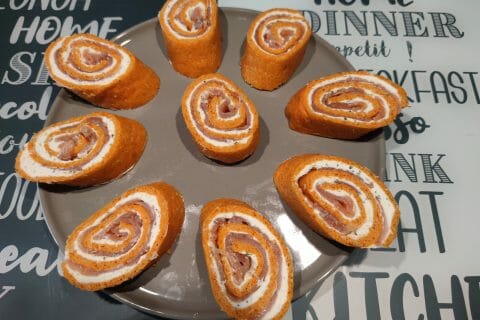 Cliquez pour zoomer ! Roulé à la tomate, saumon et fromage Thermomix par soleil13