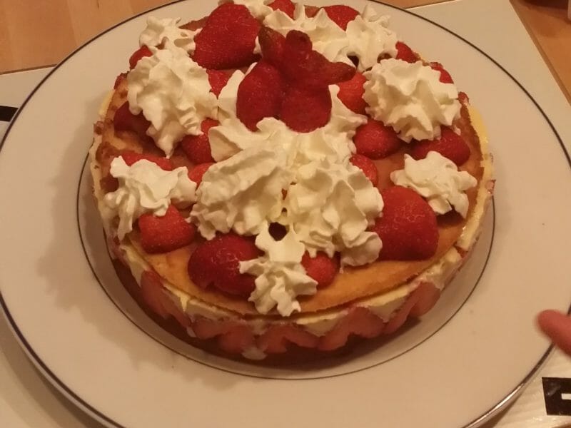 Cliquez pour zoomer ! Fraisier Thermomix par Isa29270