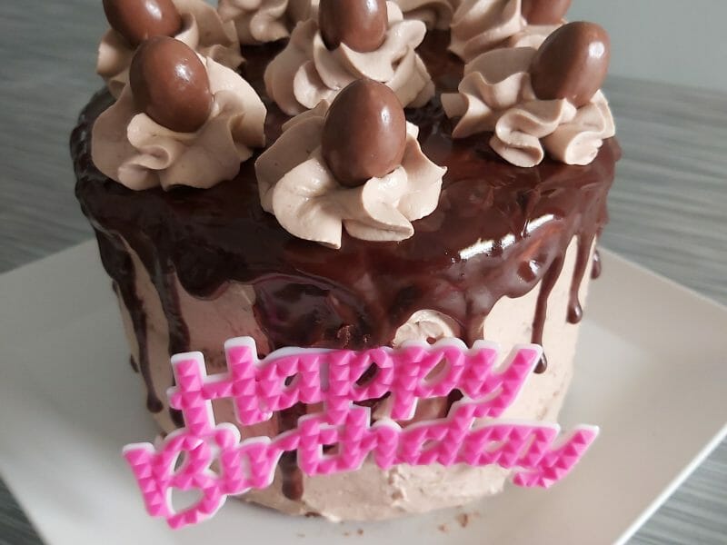 Cliquez pour zoomer ! Layer cake Kinder Bueno Thermomix par TatianaEpag971