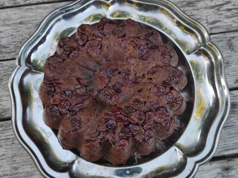 Cliquez pour zoomer ! Gâteau au chocolat et aux cerises Thermomix par annickDV