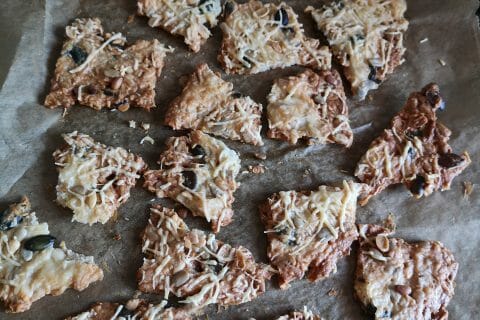 Cliquez pour zoomer ! Crackers salés à l’emmental et aux graines Thermomix par Melanie913