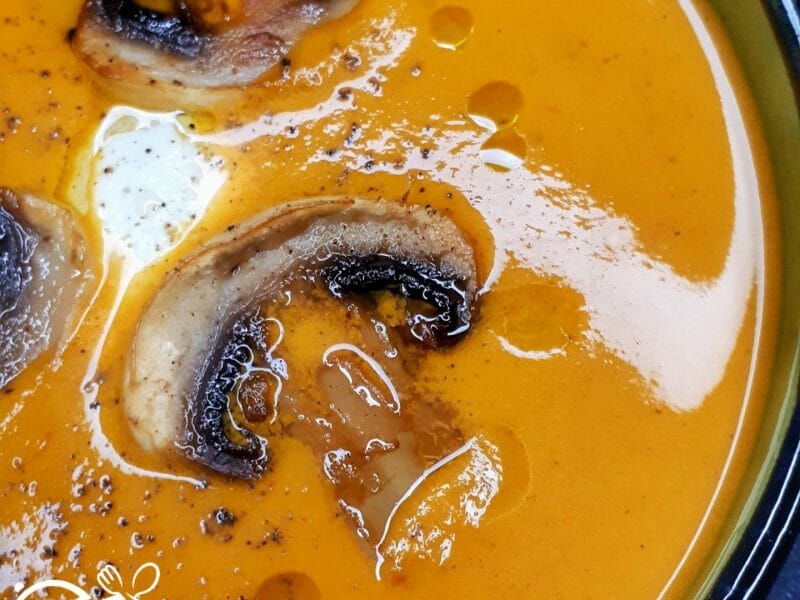 Cliquez pour zoomer ! Velouté de carottes et poivrons rouges Thermomix par mesdeuxpassions