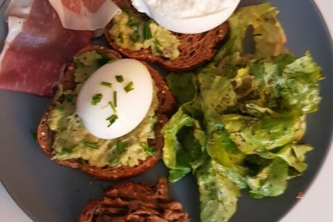 Cliquez pour zoomer ! Tartine avocat et oeuf mollet au Thermomix