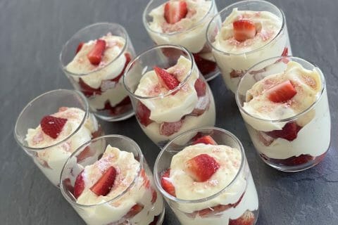 Cliquez pour zoomer ! Délices fraises et chocolat blanc Thermomix par Gwendo86