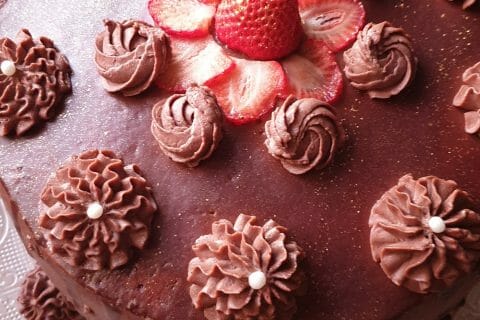 Cliquez pour zoomer ! Layer cake Kinder Bueno Thermomix par Agathe6971