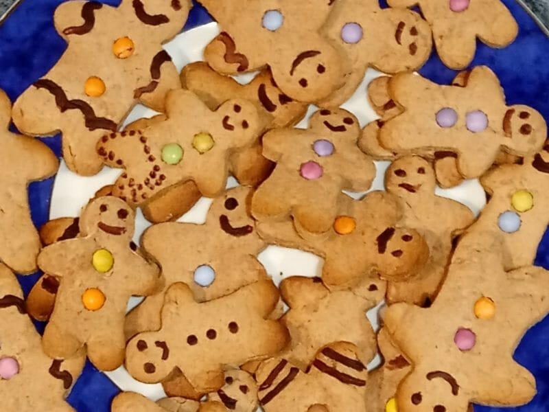 Cliquez pour zoomer ! Bonhommes en pain d’épices Thermomix par vivi78670911