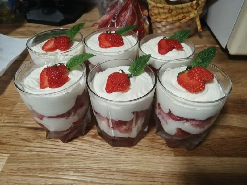 Cliquez pour zoomer ! Délices fraises et chocolat blanc Thermomix par Florence_18